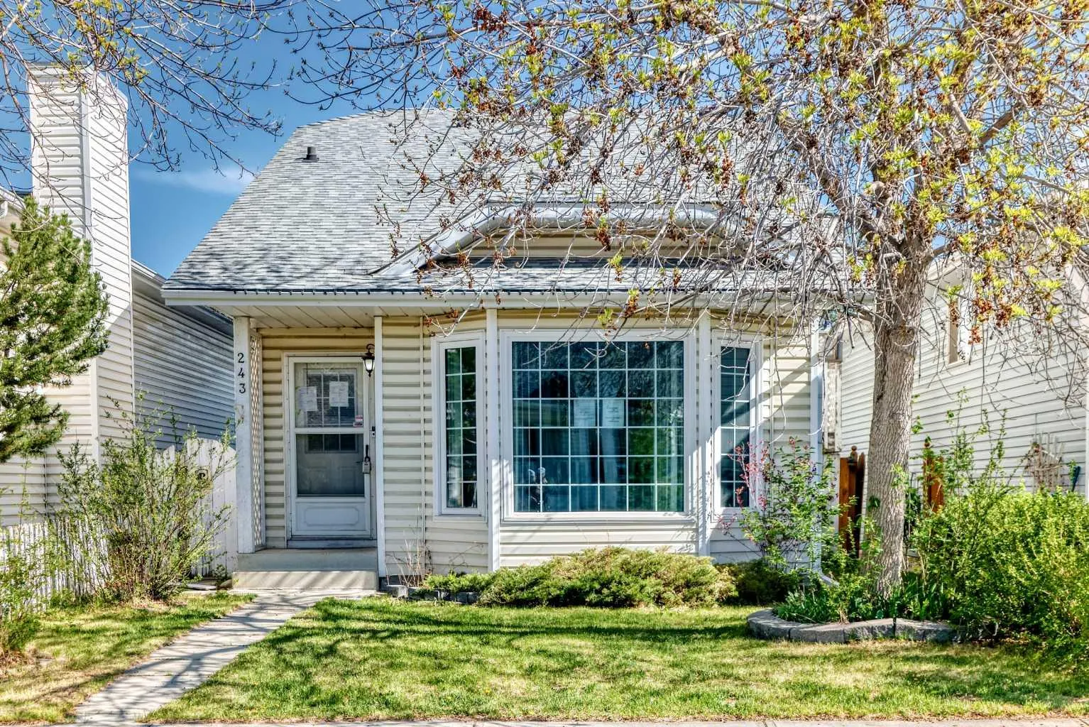 243 Erin Meadow Close , Calgary - photo 1