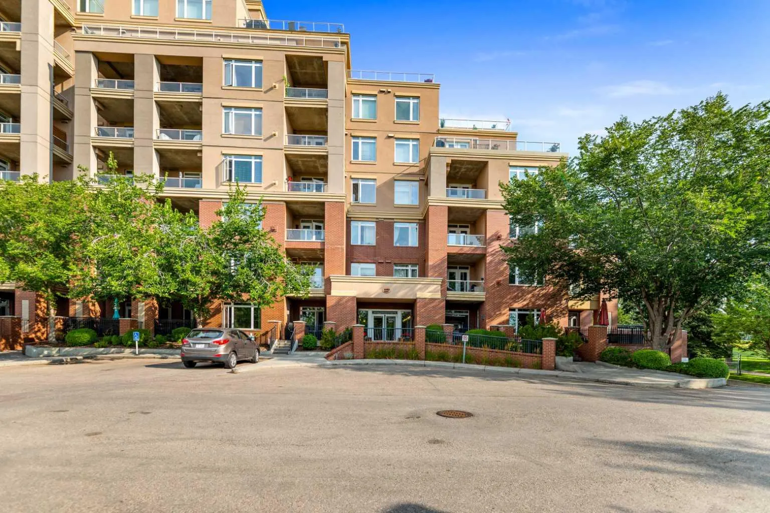 3113, 24 Hemlock Crescent SW, Calgary - photo 1