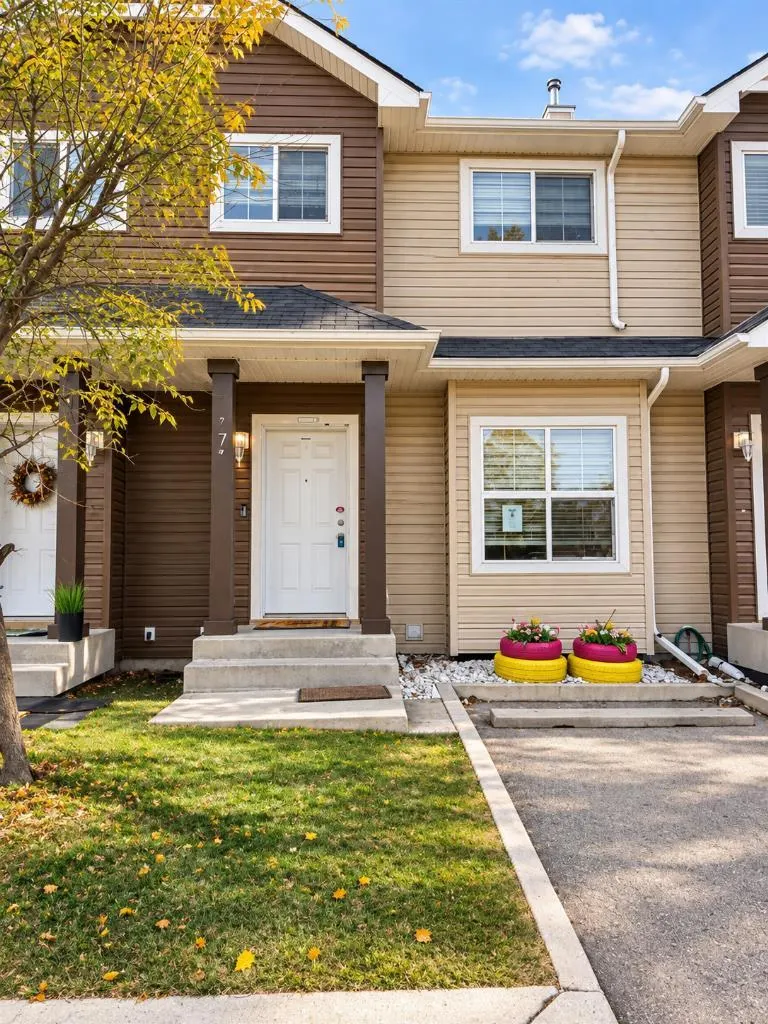 204, 111 Tarawood Lane NE, Calgary - photo 1