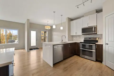 81 Copperpond Landing SE photo 13