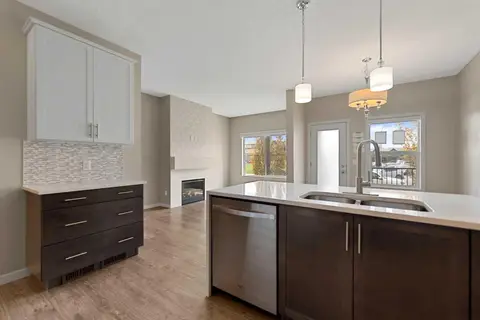 81 Copperpond Landing SE photo 14