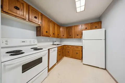 6310, 315 Southampton Drive SW photo 9