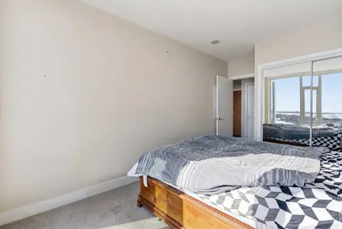 2704, 510 6 Avenue SE photo 23