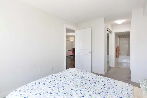2406, 302 Skyview Ranch Drive NE photo 18