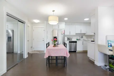 2406, 302 Skyview Ranch Drive NE photo 8
