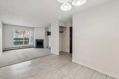 3202, 315 Southampton Drive SW photo 4