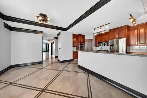 1401, 837 2 Avenue SW photo 35