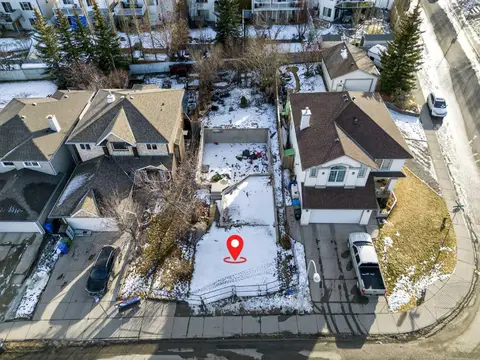 10929 Hidden Valley Drive NW photo 3