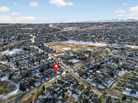 10929 Hidden Valley Drive NW photo 9