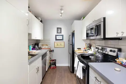 5F, 515 17 Avenue SW photo 6