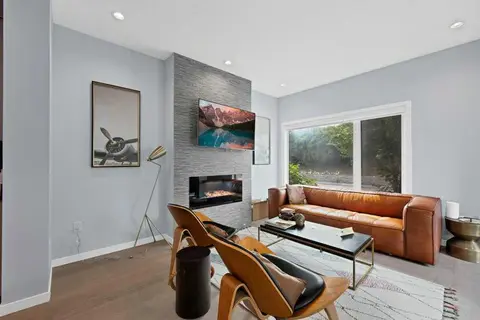 3306 2 Street NE photo 18
