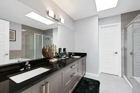 3306 2 Street NE photo 29