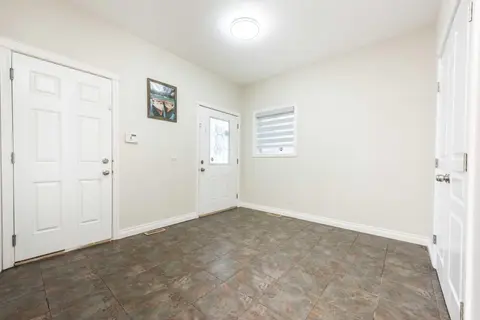422 Taralake Way NE photo 23