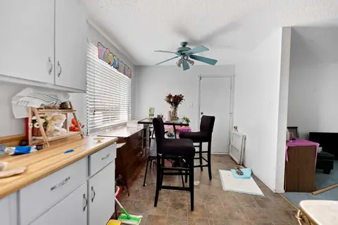 224 Faldale Close NE photo 10