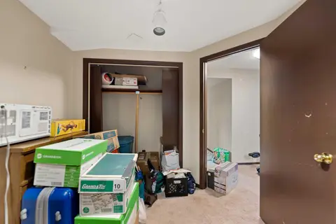 224 Faldale Close NE photo 27