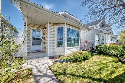 243 Erin Meadow Close  photo 3