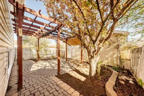 243 Erin Meadow Close  photo 44