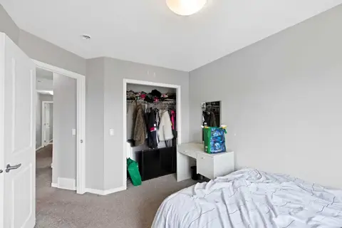 256 Auburn Glen Close SE photo 27