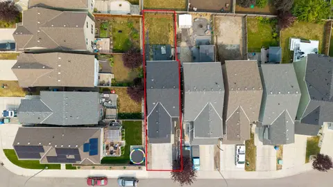 256 Auburn Glen Close SE photo 33