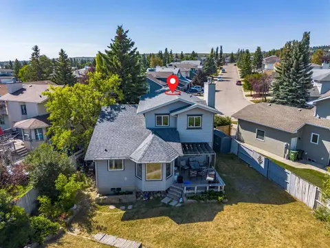 627 Macewan Valley Road NW photo 8