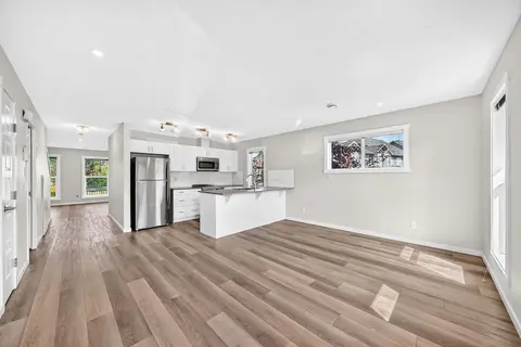 428 Cranbrook Square SE photo 10