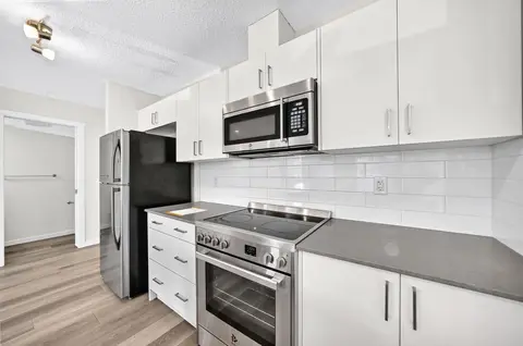428 Cranbrook Square SE photo 7