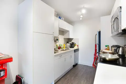 2C, 515 17 Avenue SW photo 8