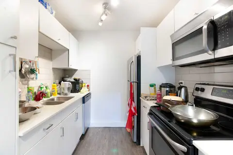 2C, 515 17 Avenue SW photo 9