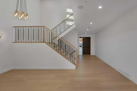 3511 34 Avenue SW photo 15