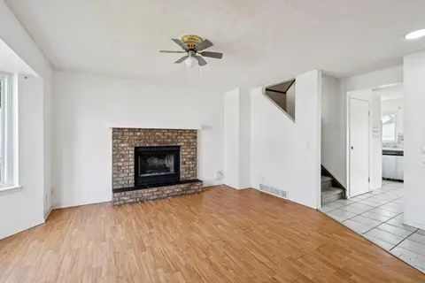 104 Falmere Way NE photo 6