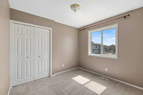 139 Los Alamos Place NE photo 16