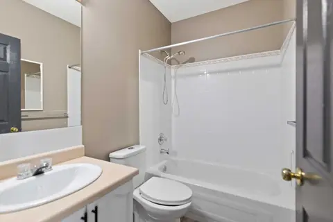 139 Los Alamos Place NE photo 25