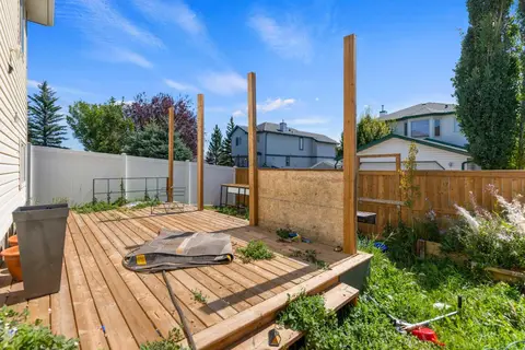 139 Los Alamos Place NE photo 28