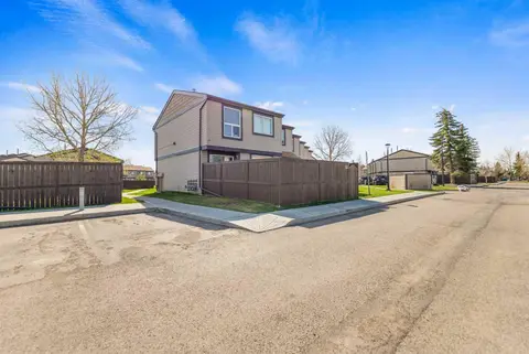 53, 3029 Rundleson Road NE photo 27