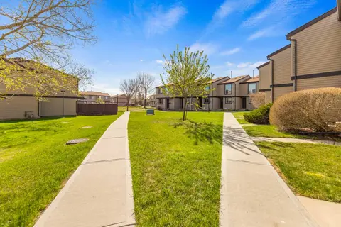 53, 3029 Rundleson Road NE photo 3