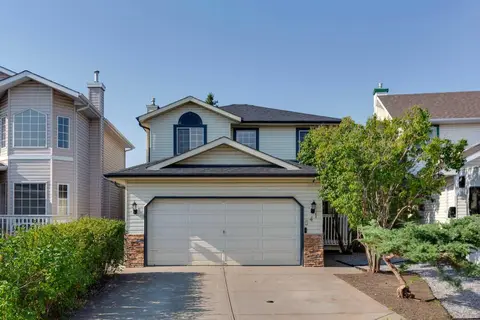 341 Coral Keys Villas NE, Calgary