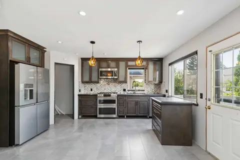 341 Coral Keys Villas NE photo 9