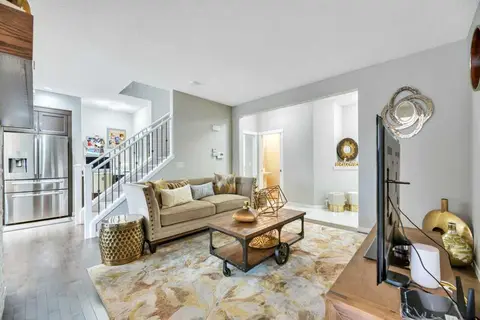 24 Evansborough Road NW photo 4