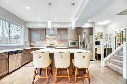 24 Evansborough Road NW photo 9