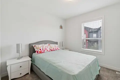 108, 11 Evanscrest Mews NW photo 24
