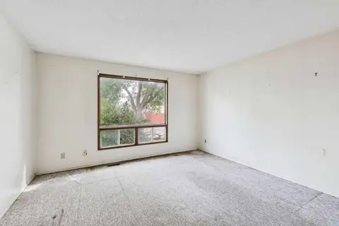 19 Whitehill Gate NE photo 7