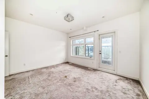 109, 1632 20 Avenue NW photo 34