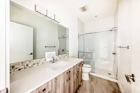 109, 1632 20 Avenue NW photo 42