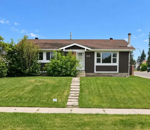 1219 68 Street NE, Calgary