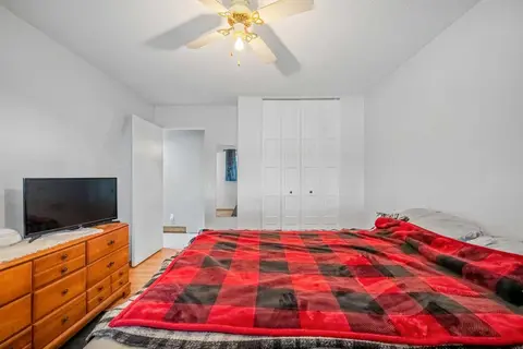1219 68 Street NE photo 17