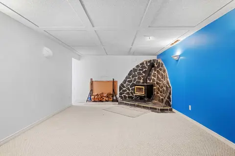 1219 68 Street NE photo 24