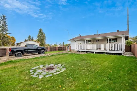 1219 68 Street NE photo 38