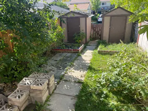 3315 56 Street NE photo 22