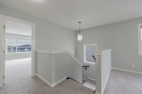 83 Red Sky Gardens NE photo 17