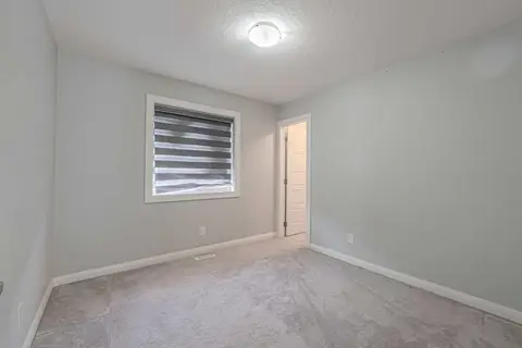 83 Red Sky Gardens NE photo 18